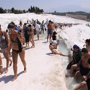 Gazde/Camere de închiriat Cavdar Thermal, Pamukkale